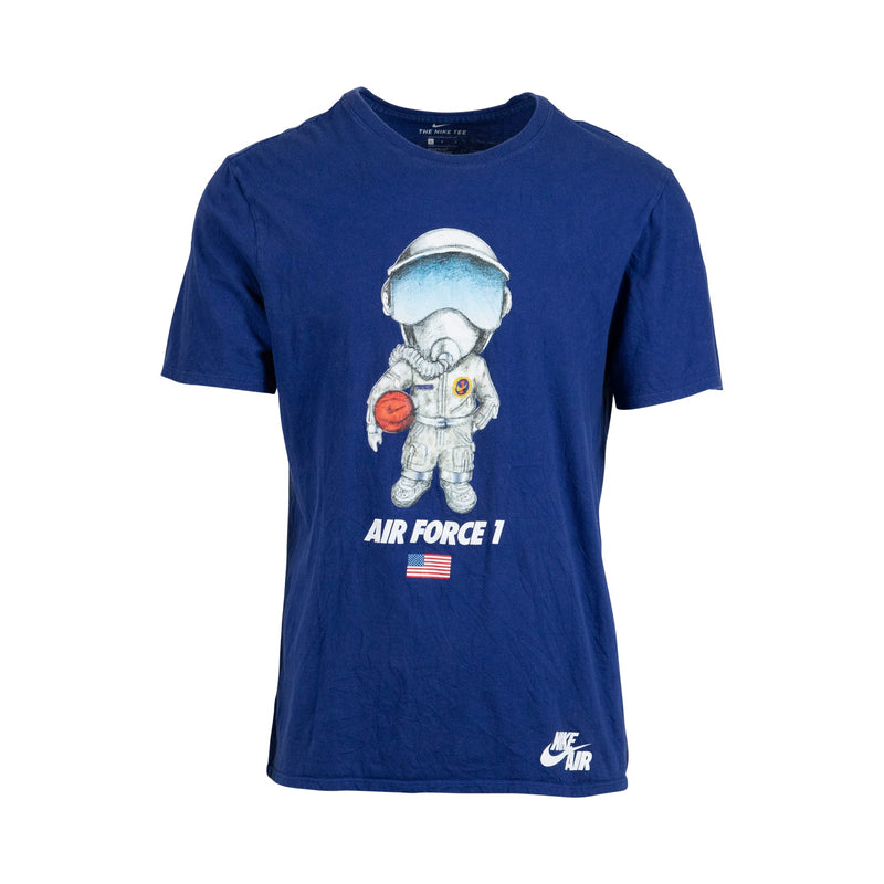 Nike air force 1 astronaut t shirt deals
